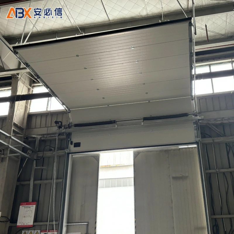 青岛铝板提升门